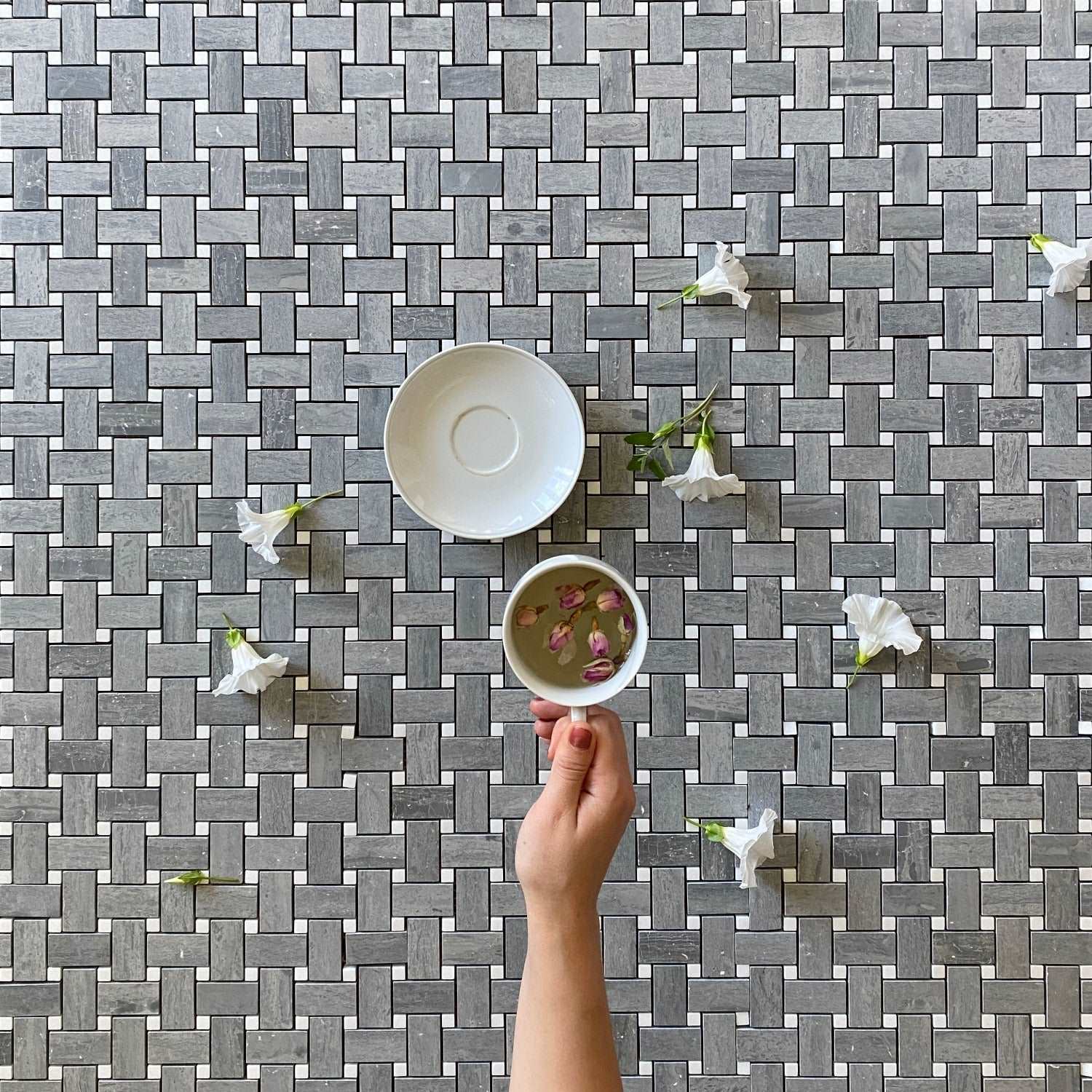 BLUE WOOD MARBLE MOSAIC HONED BASKET WEAVE WHITE DOT 1